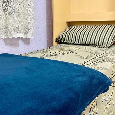 Habitacion Barato En Piso Familiar Compartido El Centro De La Ciudad Cerca De La Estacion De Autobuses Tarragona Eksteriør billede