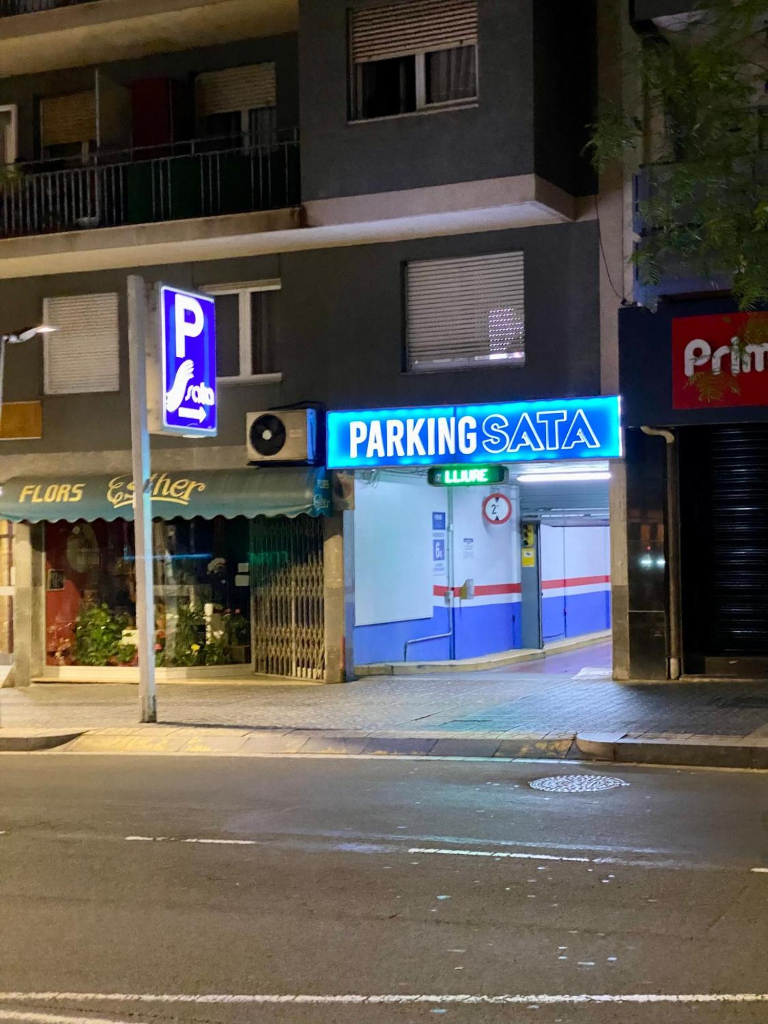 Habitacion Barato En Piso Familiar Compartido El Centro De La Ciudad Cerca De La Estacion De Autobuses Tarragona Eksteriør billede